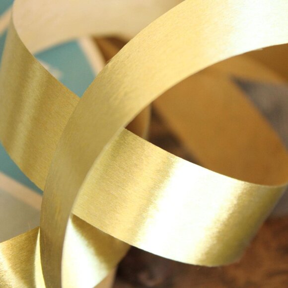 Vintage 1950s 3M Sasheen Metallic Gold 19 Ribbon 7/8" Wide, 5 yards - Picture 8 of 10